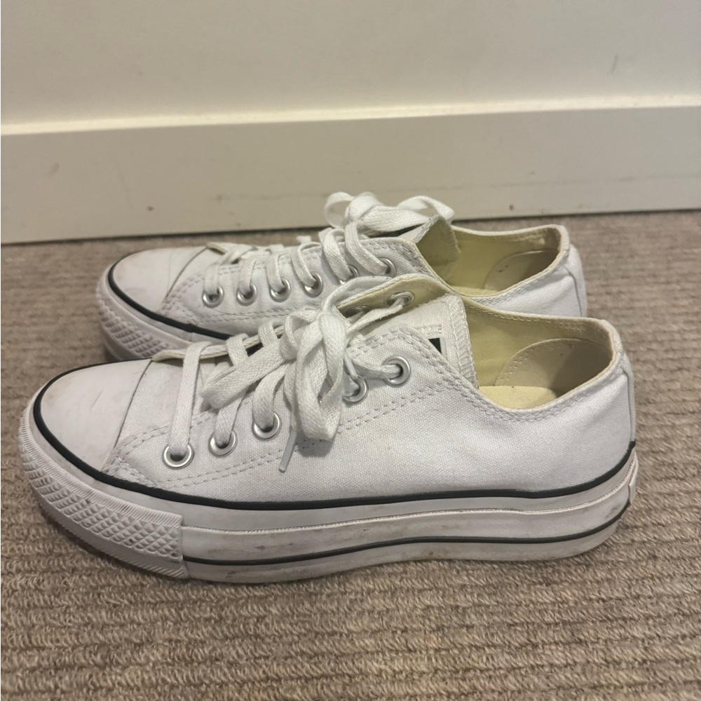 Converse White Platform Low Top / White / Woman’s Size 5